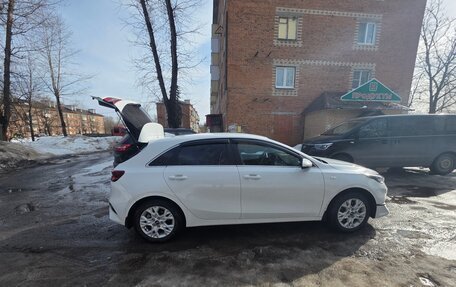 KIA cee'd III, 2022 год, 2 400 000 рублей, 3 фотография