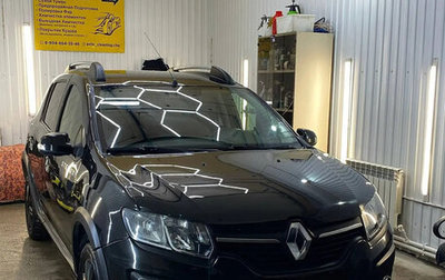 Renault Sandero II рестайлинг, 2015 год, 880 000 рублей, 1 фотография