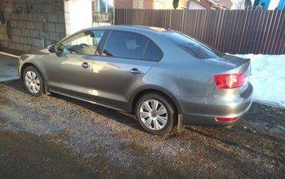 Volkswagen Jetta VI, 2013 год, 900 000 рублей, 1 фотография
