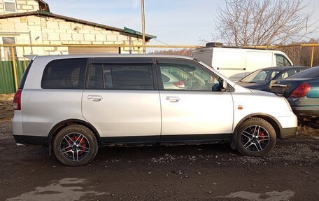 Mitsubishi Dion I рестайлинг, 2002 год, 650 000 рублей, 1 фотография