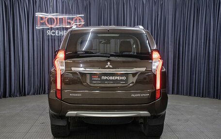 Mitsubishi Pajero Sport III рестайлинг, 2019 год, 3 249 000 рублей, 6 фотография