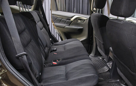 Mitsubishi Pajero Sport III рестайлинг, 2019 год, 3 249 000 рублей, 12 фотография