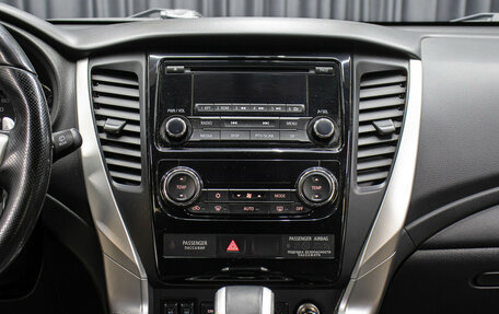 Mitsubishi Pajero Sport III рестайлинг, 2019 год, 3 249 000 рублей, 14 фотография