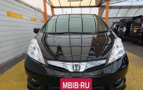 Honda Fit Shuttle I рестайлинг, 2015 год, 710 000 рублей, 2 фотография