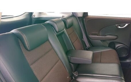 Honda Fit Shuttle I рестайлинг, 2015 год, 710 000 рублей, 21 фотография