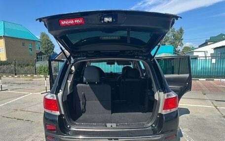 Toyota Highlander III, 2013 год, 1 250 000 рублей, 5 фотография