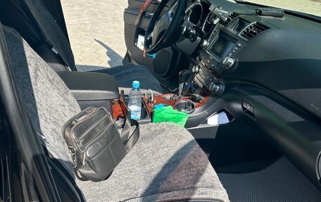 Toyota Highlander III, 2013 год, 1 250 000 рублей, 22 фотография