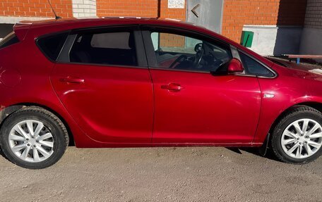 Opel Astra J, 2010 год, 620 000 рублей, 5 фотография