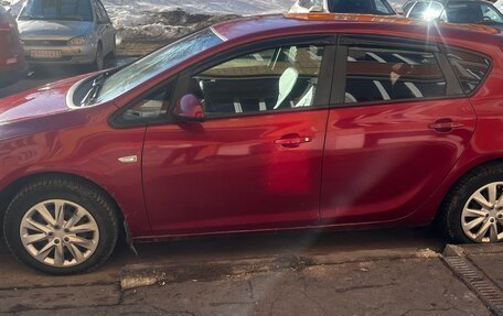 Opel Astra J, 2010 год, 620 000 рублей, 7 фотография
