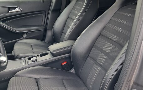 Mercedes-Benz GLA, 2019 год, 2 800 000 рублей, 12 фотография