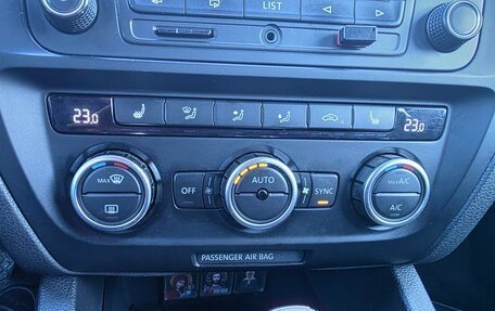 Volkswagen Jetta VI, 2013 год, 930 000 рублей, 10 фотография