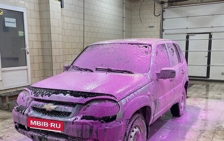 Chevrolet Niva I рестайлинг, 2011 год, 315 000 рублей, 2 фотография