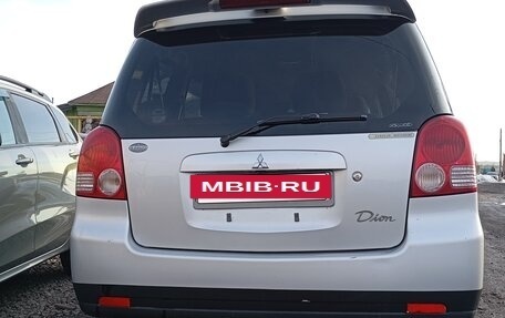 Mitsubishi Dion I рестайлинг, 2002 год, 650 000 рублей, 5 фотография