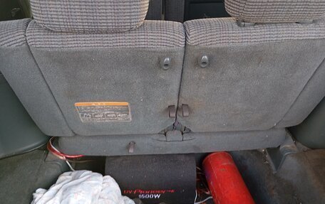 Mitsubishi Dion I рестайлинг, 2002 год, 650 000 рублей, 9 фотография