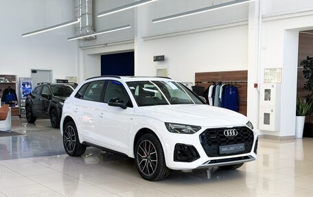 Audi Q5, 2025 год, 5 950 000 рублей, 3 фотография