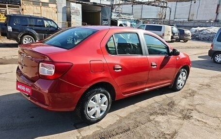 Renault Logan II, 2017 год, 900 000 рублей, 6 фотография