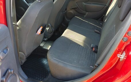 Renault Logan II, 2017 год, 900 000 рублей, 20 фотография