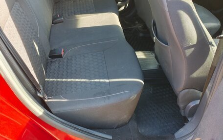 Renault Logan II, 2017 год, 900 000 рублей, 21 фотография