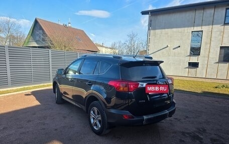 Toyota RAV4, 2014 год, 1 820 000 рублей, 4 фотография