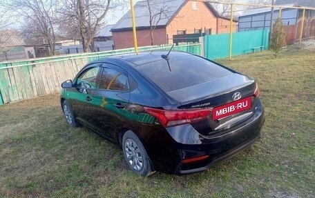 Hyundai Solaris II рестайлинг, 2019 год, 1 380 000 рублей, 3 фотография