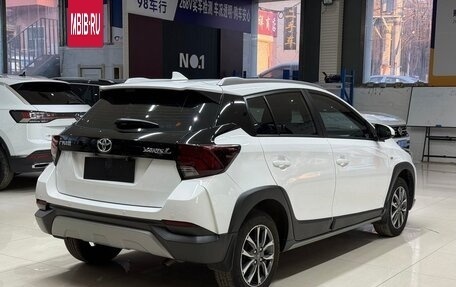 Toyota Yaris XP150 рестайлинг, 2022 год, 1 301 500 рублей, 3 фотография