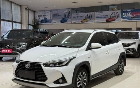 Toyota Yaris XP150 рестайлинг, 2022 год, 1 301 500 рублей, 1 фотография