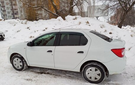 Renault Logan II, 2017 год, 705 000 рублей, 6 фотография