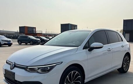 Volkswagen Golf VIII, 2024 год, 1 995 000 рублей, 3 фотография