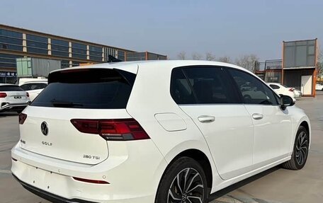 Volkswagen Golf VIII, 2024 год, 1 995 000 рублей, 6 фотография