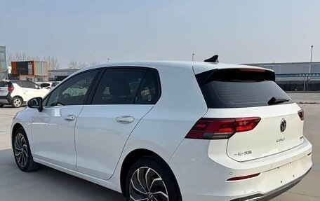 Volkswagen Golf VIII, 2024 год, 1 995 000 рублей, 4 фотография