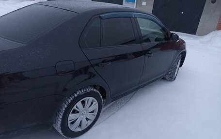 Volkswagen Jetta VI, 2010 год, 545 000 рублей, 3 фотография