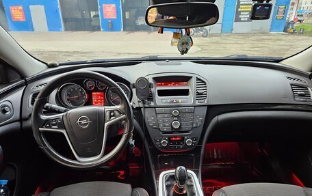 Opel Insignia II рестайлинг, 2011 год, 660 000 рублей, 9 фотография