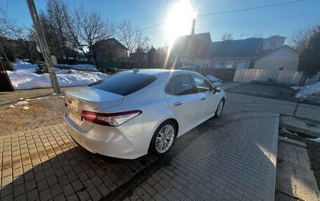 Toyota Camry, 2018 год, 2 600 000 рублей, 6 фотография