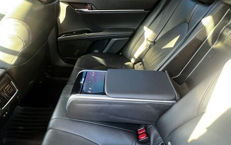 Toyota Camry, 2018 год, 2 600 000 рублей, 13 фотография