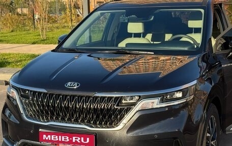 KIA Carnival, 2020 год, 5 000 000 рублей, 1 фотография