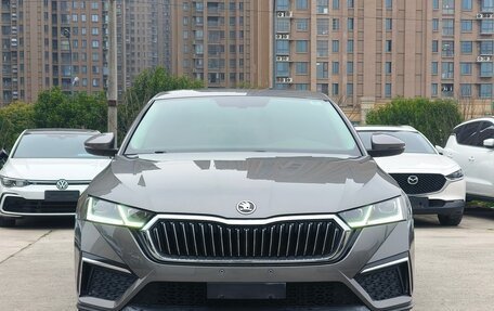 Skoda Octavia IV, 2022 год, 1 993 000 рублей, 2 фотография