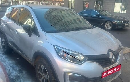 Renault Kaptur I рестайлинг, 2018 год, 1 450 000 рублей, 1 фотография