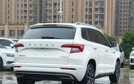 Skoda Karoq I, 2022 год, 2 052 000 рублей, 6 фотография