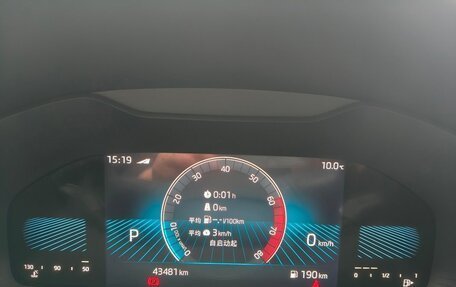 Skoda Karoq I, 2022 год, 2 052 000 рублей, 10 фотография