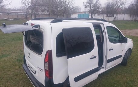 Peugeot Partner II рестайлинг 2, 2013 год, 710 000 рублей, 5 фотография