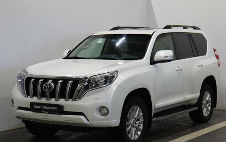 Toyota Land Cruiser Prado 150 рестайлинг 2, 2014 год, 3 610 000 рублей, 5 фотография