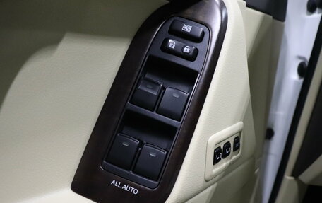 Toyota Land Cruiser Prado 150 рестайлинг 2, 2014 год, 3 610 000 рублей, 9 фотография