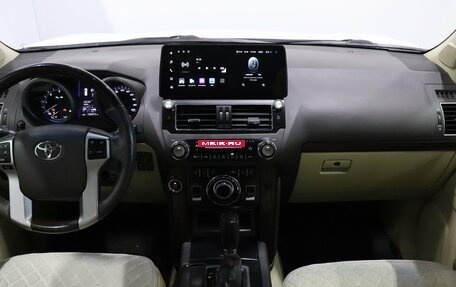 Toyota Land Cruiser Prado 150 рестайлинг 2, 2014 год, 3 610 000 рублей, 7 фотография