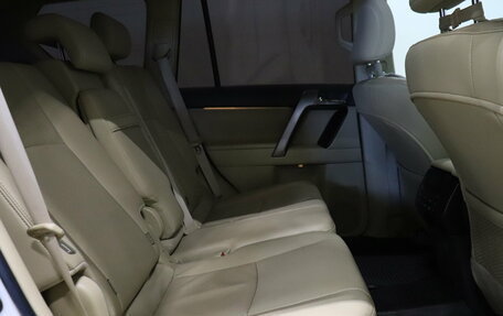 Toyota Land Cruiser Prado 150 рестайлинг 2, 2014 год, 3 610 000 рублей, 14 фотография