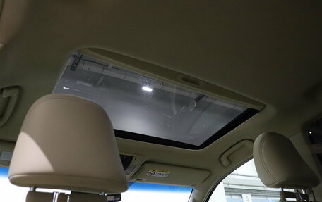 Toyota Land Cruiser Prado 150 рестайлинг 2, 2014 год, 3 610 000 рублей, 15 фотография