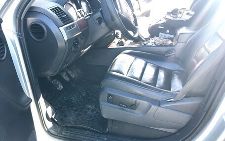 Volkswagen Touareg III, 2003 год, 900 000 рублей, 4 фотография