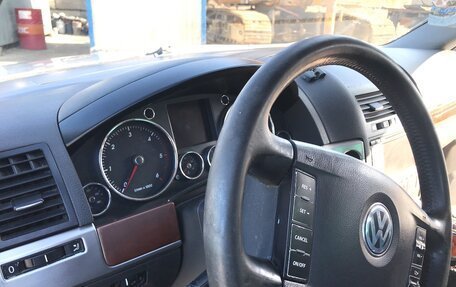 Volkswagen Touareg III, 2003 год, 900 000 рублей, 3 фотография