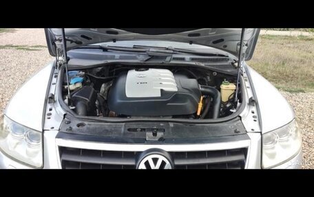 Volkswagen Touareg III, 2003 год, 900 000 рублей, 22 фотография