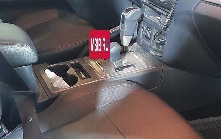 Mitsubishi Pajero IV, 2013 год, 2 750 000 рублей, 8 фотография