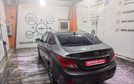 Hyundai Solaris II рестайлинг, 2014 год, 980 000 рублей, 5 фотография